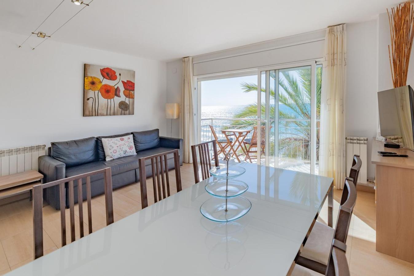 Insitges Sant Sebastia'S Beach Esterno foto